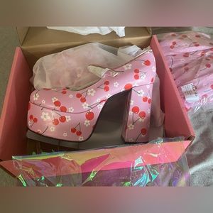 Taste Of Fame Cherry Platform Heels. NWT and original packaging.
